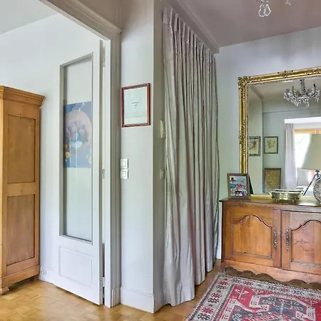 Superb Parisian 1 Bed Flat 10min From Eiffel Tower Appartamento *